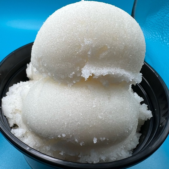 Apple Sugar Scrub 12 ounces Hand Crafted - Picture 8 of 9